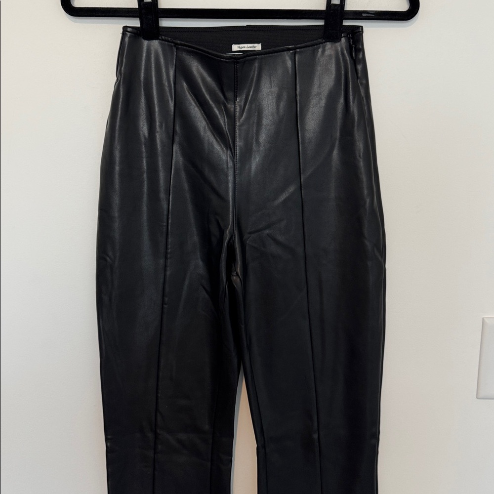 Abercrombie & Fitch Vegan Leather Flare Pants w/slits, Black - Size XS Short - Picture 3 of 6